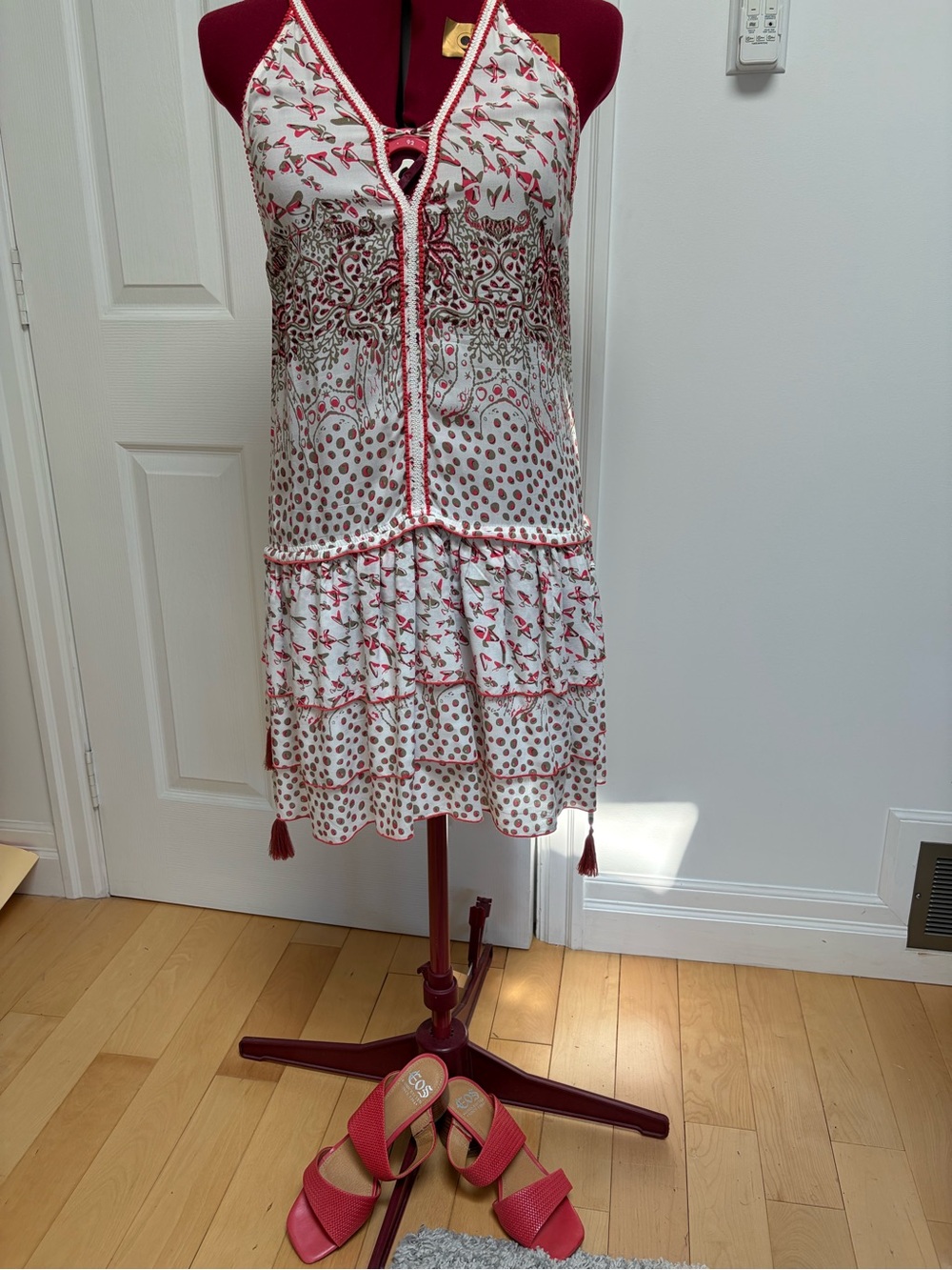 White & coral Printed Sleeveless Tiered  Dress sz38 (8)